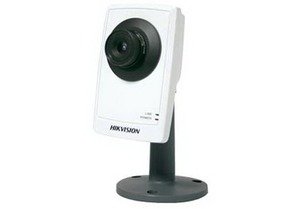   IP- HikVision DS-2CD8133F-E