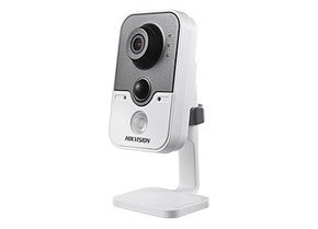   IP- HikVision DS-2CD2432F-IW